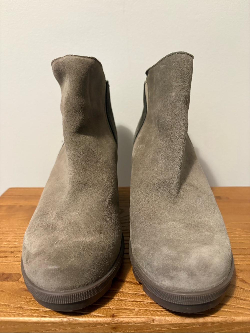 Sorel Joan of Artic Wedge II Zip Waterproof Booties in Sage Green Size 8.5